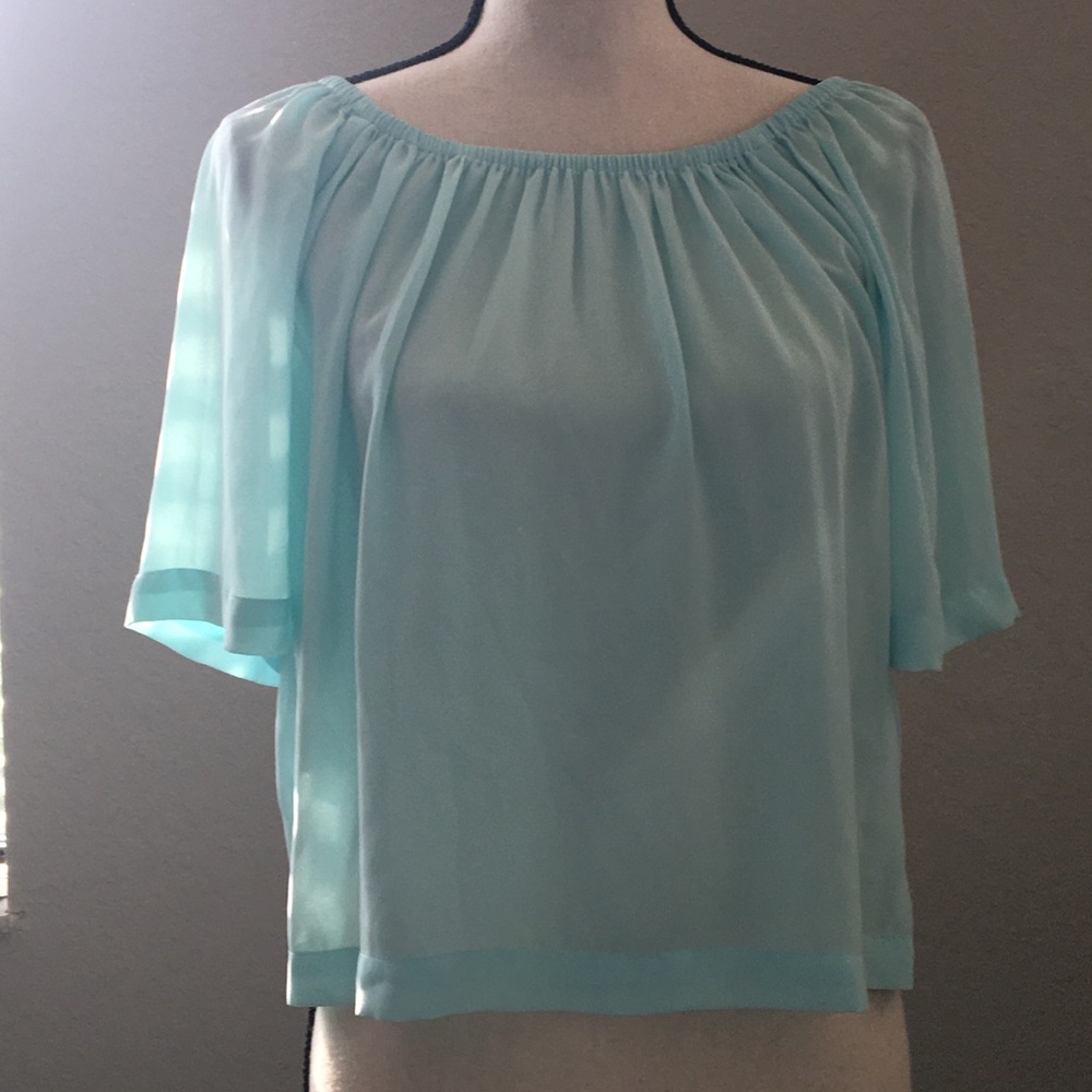 Loft flowy top
